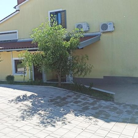 Apartma Montemoro Apartment Ankaran Luaran gambar