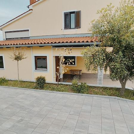 Apartma Montemoro Apartment Ankaran Luaran gambar