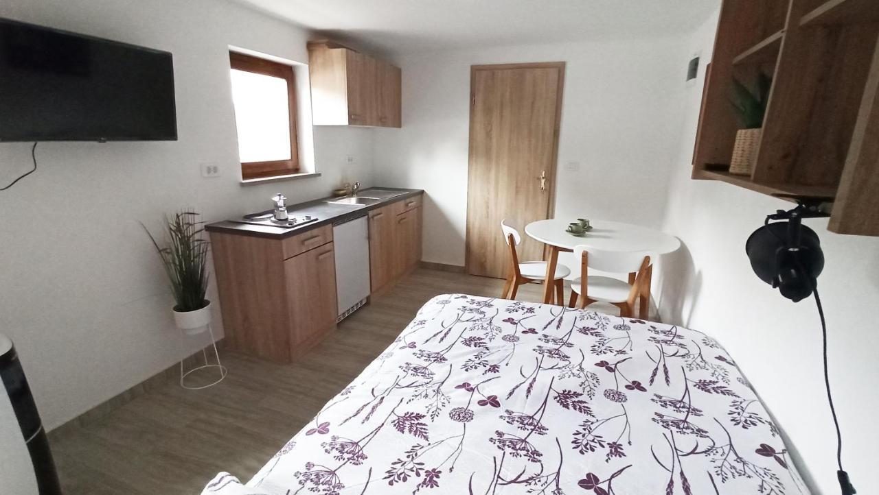 Apartma Montemoro Apartment Ankaran Luaran gambar